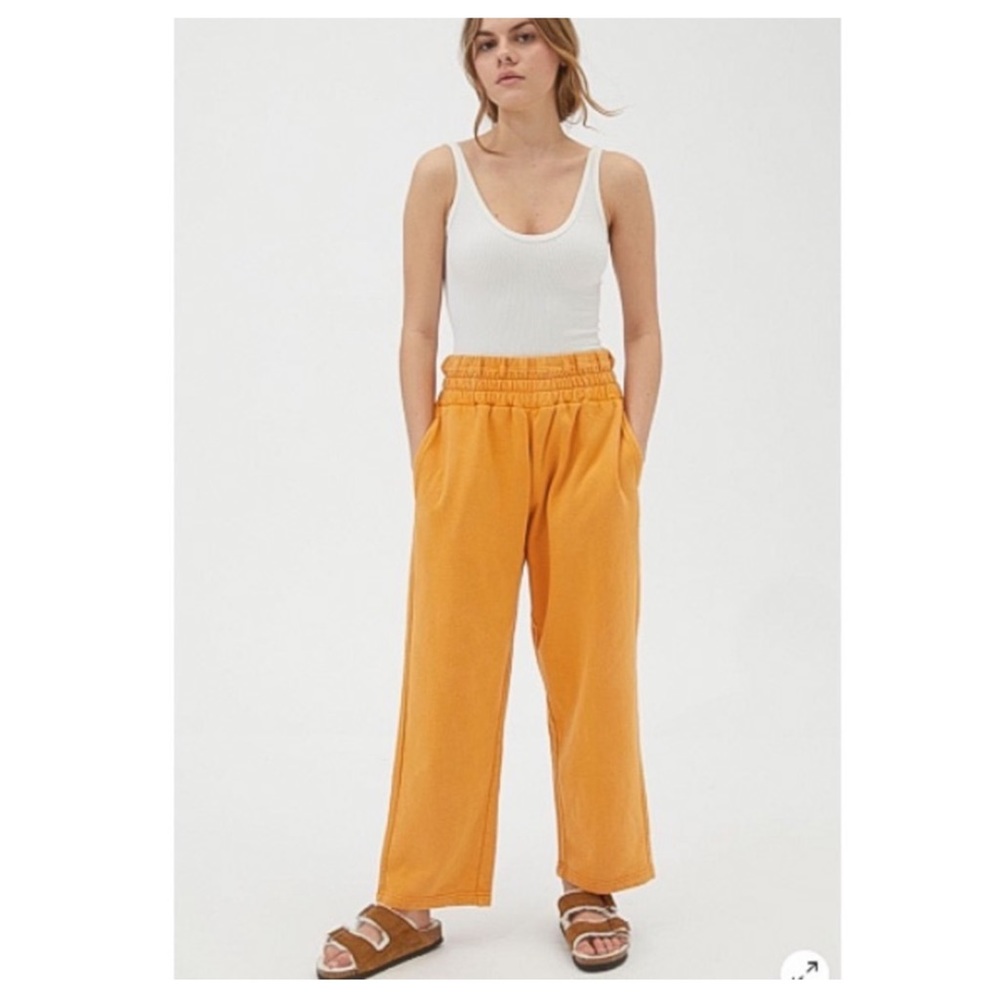 Urban outfitters olive slouchy sweatpant NWT Small Orange